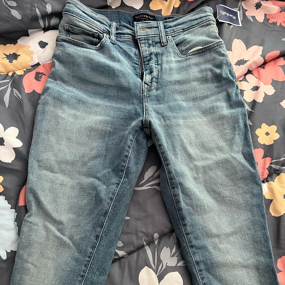 They are really cute jeans unfortunately they did not fit me.
